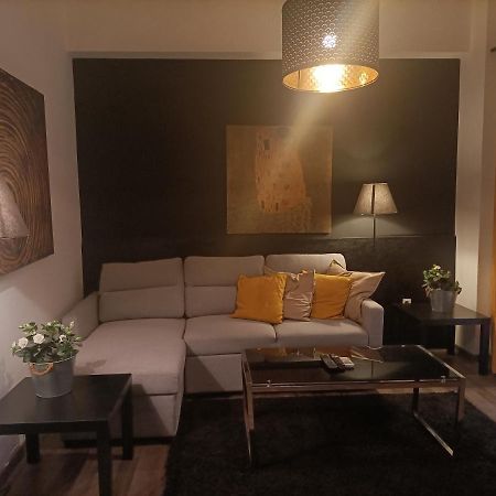 Kallimarmaro Cozy Apartment Athens Ngoại thất bức ảnh