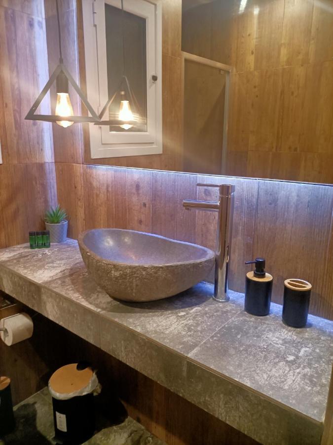 Kallimarmaro Cozy Apartment Athens Ngoại thất bức ảnh